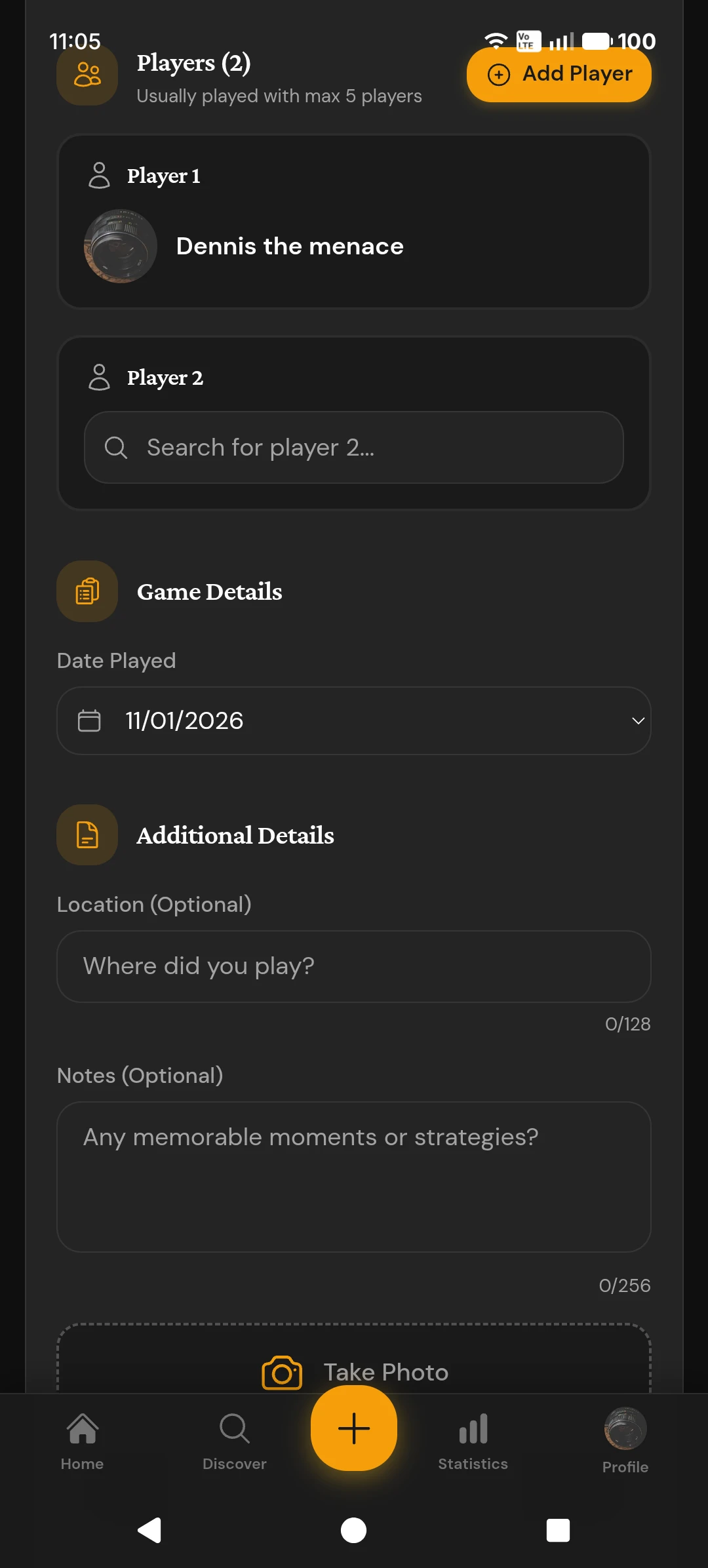 Game result details with players, scores, and comments from friends
